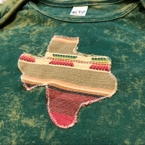 Sweet Treasures Texas bodysuit, size 6 month - Picture 2 of 7